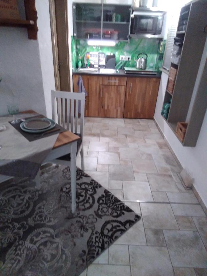 Monteur-Ferienwohnung Ot Naundorf Naundorf  Buitenkant foto